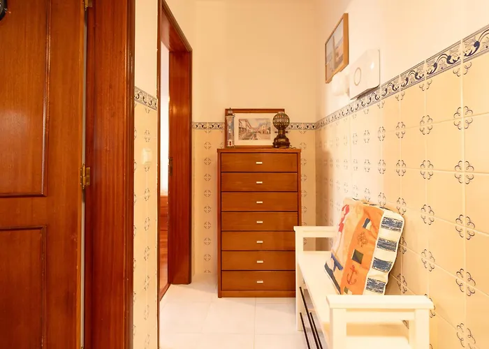 Bba1 Climatise Centre-ville * Ferrel (Leiria)